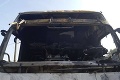 Kamión polial horľavinou a podpálil ho: Spôsobil škody za takmer 29 000 eur