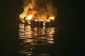 Cez 30 ľudí zhorelo na lodi uprostred mora: Medzi obeťami morská biologička aj 17-ročná oslávenkyňa