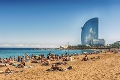 V Barcelone evakuovali známu pláž: Nebezpečný nález z druhej svetovej vojny!