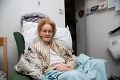 Starenka žije v tom istom dome 100 rokov: Z toho, čo pre ňu urobili susedia, vám vyhŕknu slzy