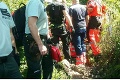 Dramatická záchranná akcia v Bardejove: Pri zosuve pôdy zasypalo 3 deti!