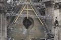 Týždeň od požiaru katedrály Notre-Dame vychádzajú na povrch nové informácie: Robotníci porušili zákaz