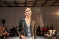 Známe ženy na prehliadke Fera Mikloška: Tanečnica Štumpfová ten detail už nemohla zakryť