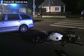 Len 17-ročný vodič v Bracovciach nedal prednosť: Čelná zrážka s motorkárom