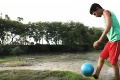 V Indii majú svojho Messiho: Aha čo všetko tento mladík dokáže s loptou