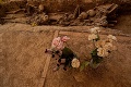 V Iraku začali otvárať tri masové hroby Kurdov: Medzi stovkami tiel sú aj ženy a deti