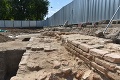 Archeológovia v Trnave odkryli pozostatky z 13. storočia: Veľký objav pod nenápadným parkoviskom