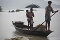 Záplavy narušili dopravu v Indii: Obyvateľom odporučili nevychádzať von