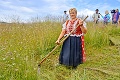 V Slovenskom raji zachraňujú unikátnu lúku: Najlepší kosci makali v krojoch