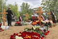 Rusko o príčine nehody ponorky zaryto mlčí: 14 námorných hrdinov pochovali v Petrohrade