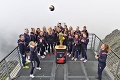 V Tatrách sa objavilo zlato: Naše volejbalistky na Lomničáku trofej aj vyobjímali!