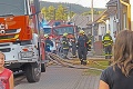Des a hrôza pod Tatrami: Obrovský požiar zachvátil 9 domov, mladá rodina prišla o strechu nad hlavou