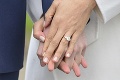 Meghan Markle ukázala snubný prsteň: Navrhol ho sám princ Harry, je z diamantov princeznej Diany!
