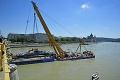 Od tragickej zrážky na Dunaji uplynul už takmer mesiac: Loď smrti opäť zakotvila v Budapešti