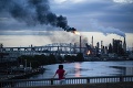 Vo Filadelfii horí ropná rafinéria: Plamene boli viditeľné na kilometre ďaleko