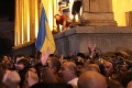 Ruská delegácia spustila vlnu nepokojov: Tisícky Gruzíncov zaútočili na parlament