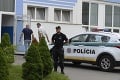 Streľba vo firme v Dubnici nad Váhom: Dvaja ľudia majú byť mŕtvi, zamestnancov evakuovali!