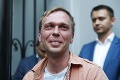 Ruského novinára zbavili obvinení: Budem pokračovať vo vyšetrovaní, vyhlásil dojatý Golunov