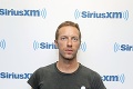 Spevák kapely Coldplay odkopol Dakotu Johnson: Chris nedokázal stráviť rozhodnutie herečky