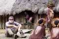 Robert si v Indonézii trsol s domorodcami: Že im ukáže práve tento tanec, to by čakal málokto!