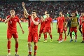 Neobvyklé správanie na letisku k tureckým futbalistom: Kefa pri tvári hráča