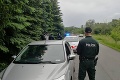 Kriminalisti zo Žiaru nad Hronom prekvapili mladého vodiča: Sila, čo ukrýval vo svojom aute!