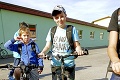 Toto sa len tak nevidí, žiaci z Veľkého Šariša ohromujú Slovákov: Prečo toľkí chodíme do školy na bicykli?
