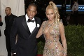 Beyoncé a Jay Z dovolenkujú na lodi: Luxusná dovolenka s deťmi a známym miliardárom