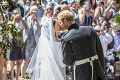 Rozkol v kráľovskej rodine už nemôže biť viac do očí: Drsná ignorácia Harryho a Meghan na výročie svadby