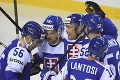 Totálna frustrácia a zúfalosť Slovákov: Fehérváry rozmlátil svoju hokejku o Čiliakovu bránku