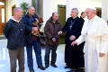 Pápežovho almužníka prirovnali k Robinovi Hoodovi: Porušil zákon, aby pomohol ľuďom v núdzi
