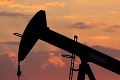 Zásoby ropy v USA klesli o milióny barelov: Môže za to hurikán Nate