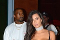 Kim Kardashian a Kanye West budú mať tretie dieťa: Má to však jeden háčik!
