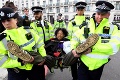 Londýn si vydýchne: Skupina Extinction Rebellion ukončí protesty