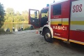 Chaos v Bratislave: Pri zoo horelo auto, autobusy MHD meškajú až 60 minút