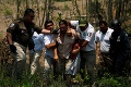 Úradom došla trpezlivosť: Mexickí policajti zadržali stovky migrantov