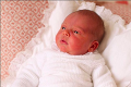 Princ Louis oslavuje svoje prvé narodeniny: Pozrite sa na rozkošné zábery, ktoré nafotila mama Kate