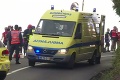 Havarovaný autobus na Madeire odstraňovali žeriavmi: Nemecký minister cestuje za preživšími aj s psychológmi