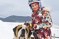 Do Tatranskej Lomnice zavítali snežné psy: Deti vozili na sánkach majstri medzi mašérmi