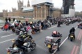 V Londýne protestovali tisícky motorkárov: Demonštrovali kvôli vojakovi obvinenému z vrážd