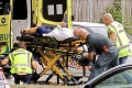 Masakra v mešitách na Novom Zélande: Začali pochovávať obete