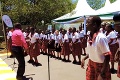 Školáci z Kene naspievali obľúbenú slovenskú ľudovku: Pozrite si Tancuj, tancuj, vykrúcaj v ich podaní!