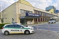Medzi bankovkami mal prekvapenie: Lupiča v Bratislave zafarbila špeciálna rozbuška