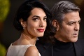 Novopečení rodičia Clooneyovci: Dátum pôrodu nebol náhodou!