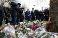 Holandský premiér Rutte sa poklonil obetiam streľby: Kyticu položil na miesto útoku v Utrechte