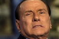 Bývalý taliansky premiér skončil v nemocnici: Berlusconi spadol!