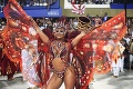 Karnevalová sezóna vrcholí v Riu: Z fotiek polonahých tanečníc bude pánom horúco