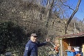 Masívny zosuv v Nitre vytvoril 10-metrovú trhlinu: Obyvatelia opísali priebeh apokalypsy