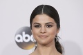 Film, v ktorom si zahrali Jude Law či Selena Gomez, stiahli z obehu: Príšerná hanba!