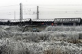 Pri Krompachoch sa vykoľajil nákladný vlak: Železnicu odstavili na 3 dni!
